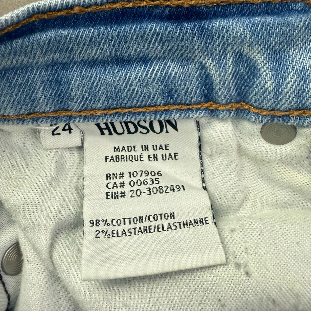 Hudson Jeans Zoey High Rise Straight Size
24 Ripped Distressed - Picture 6 of 8